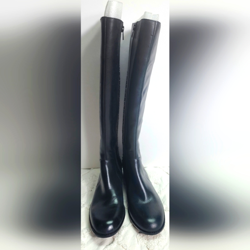 Ladies boots